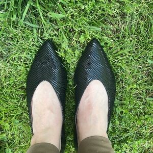 Anthropologie black snakeskin flats